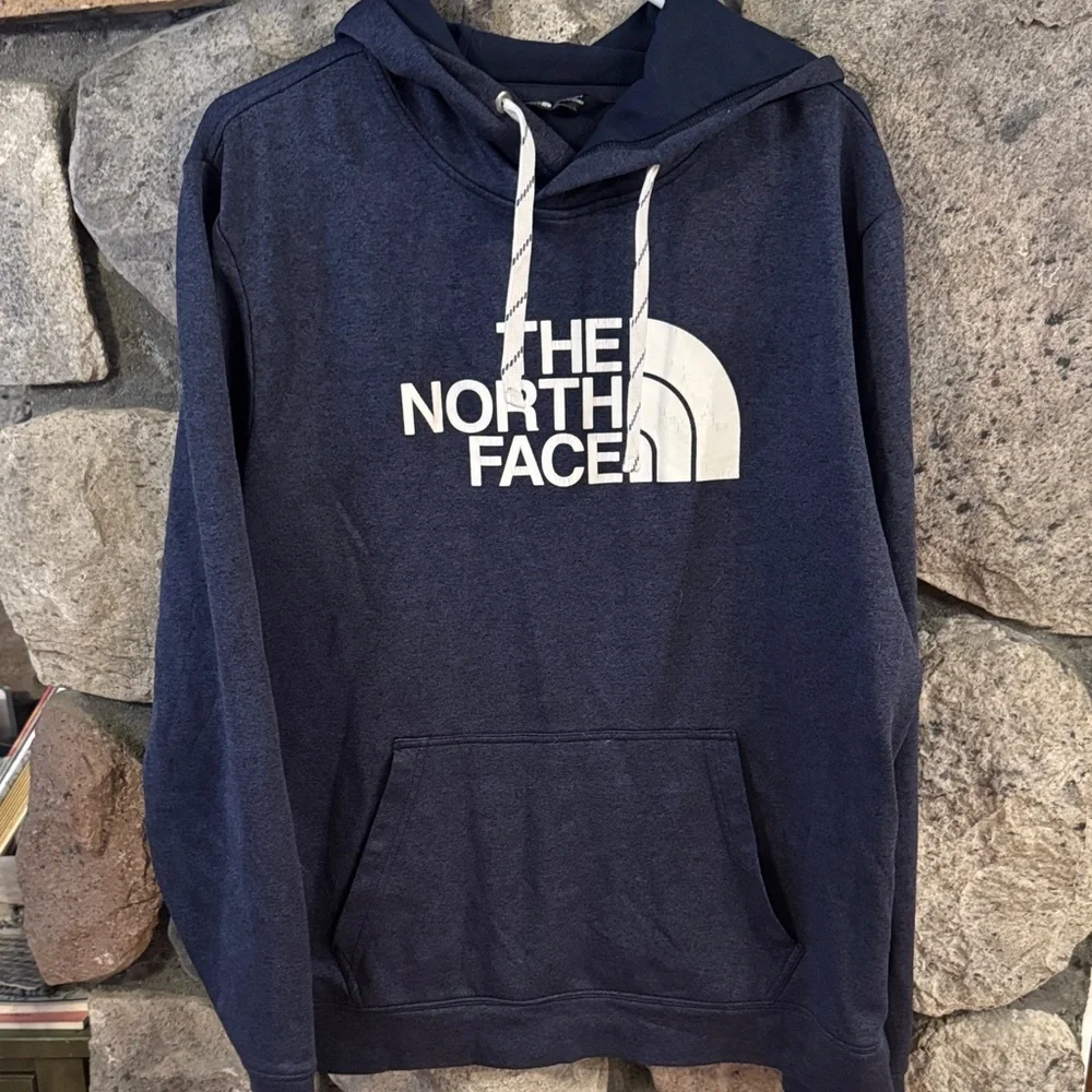 The North Face Men's Dark Blue Drawstring hoodie size large